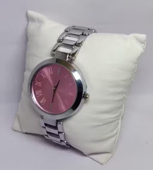 New Solid Designer Black Silver Metal Analog Watches for Women